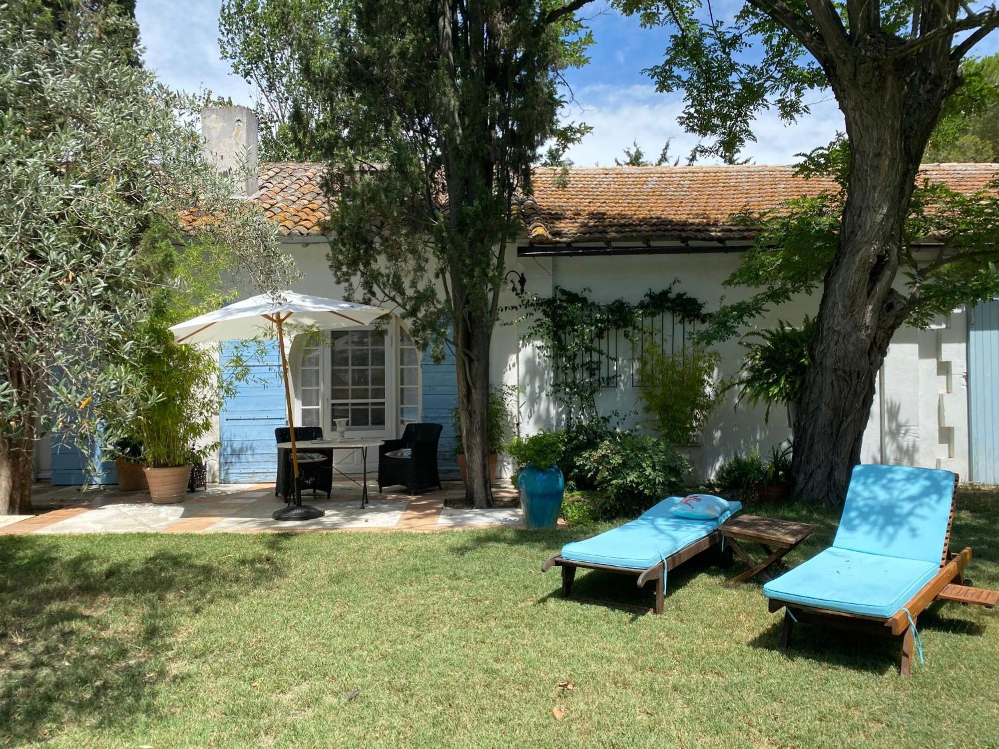 Mas Antonine Cigalle Arles Exterior foto